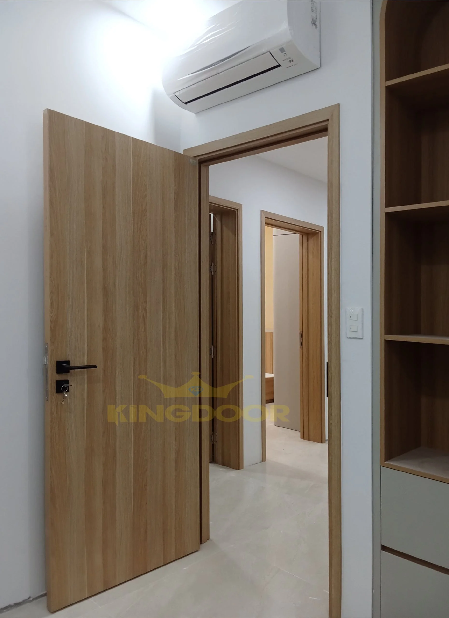cua-go-mdf-melamine-tai-qun-7