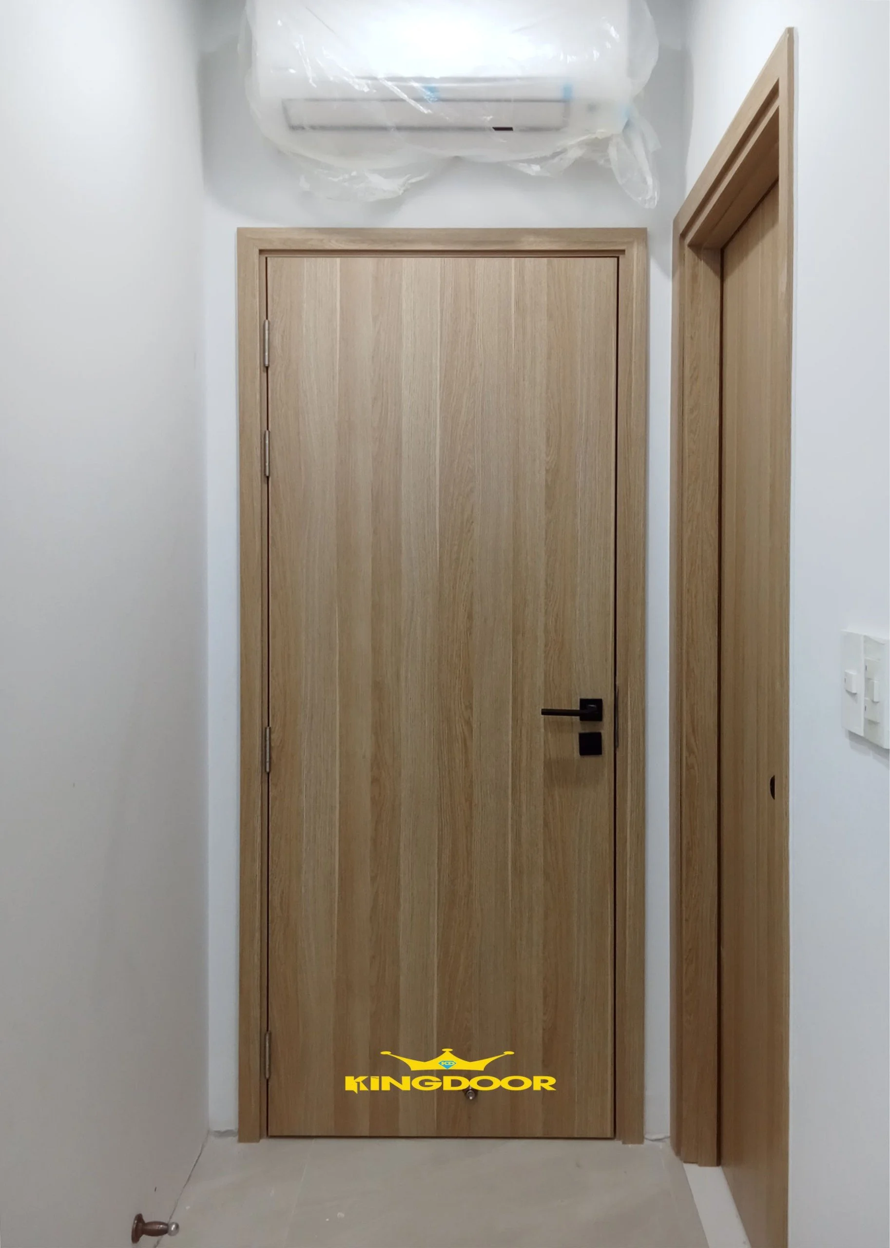 cua-go-mdf-melamine-tai-qun-7