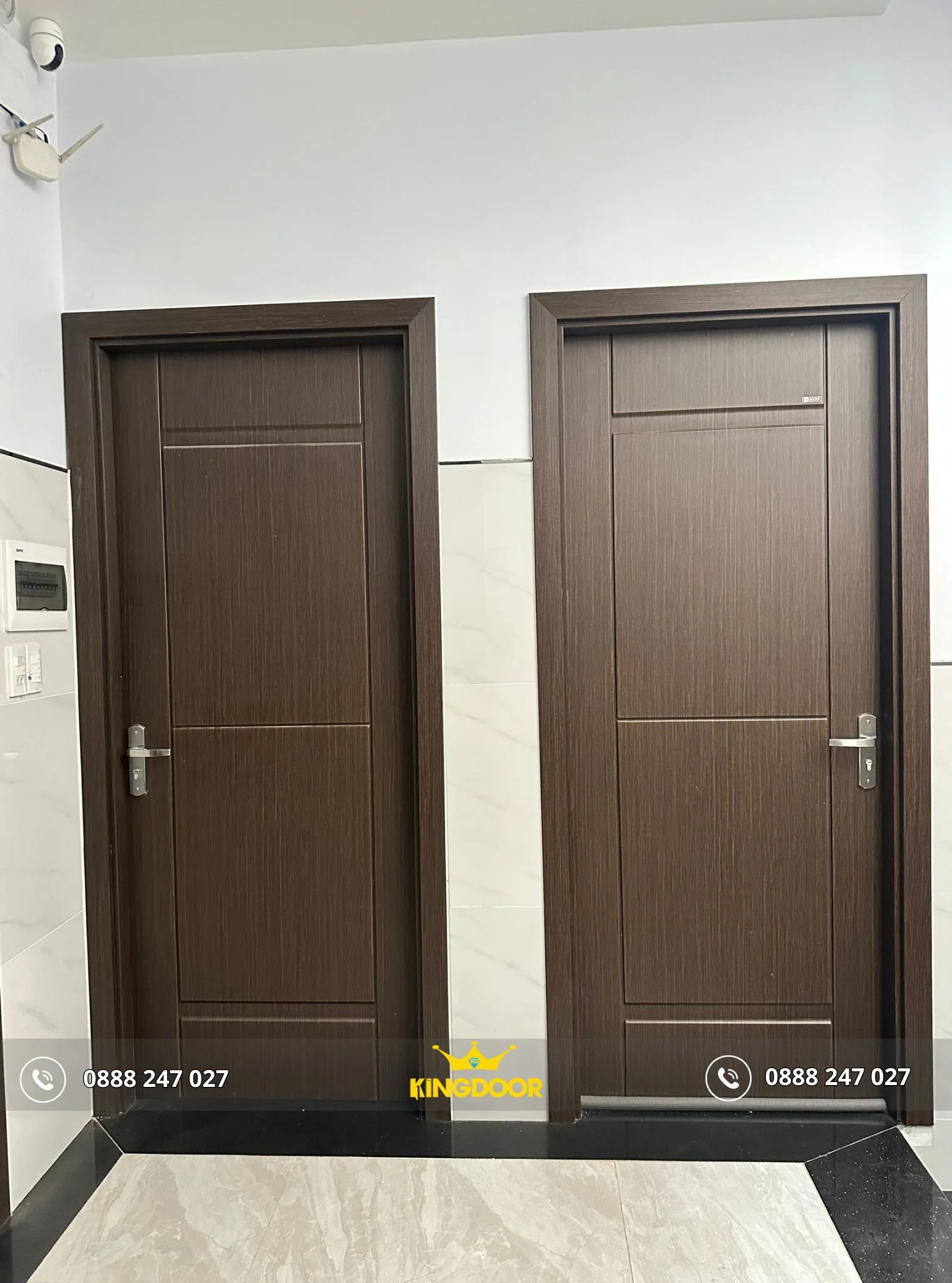 cua-nhua-abs-tai-phuong-tan-hung