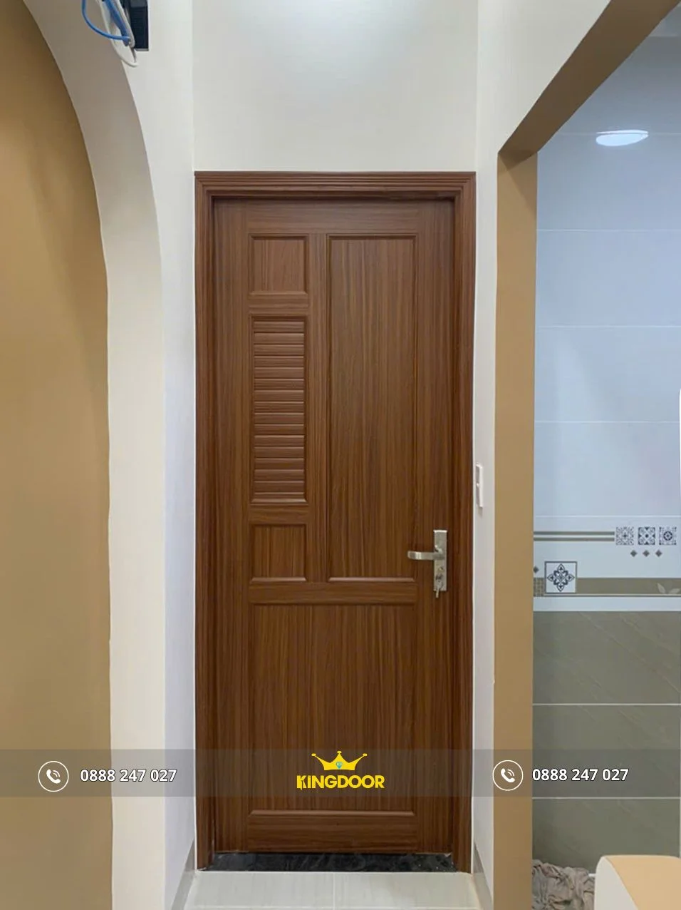 cua-nhua-dai-loan-tai-go-vap-cua-nhua-toilet