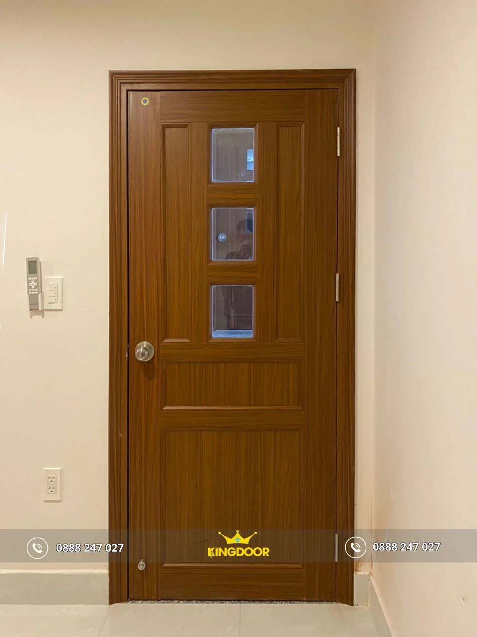 cua-nhua-dai-loan-tai-go-vap-cua-nhua-toilet