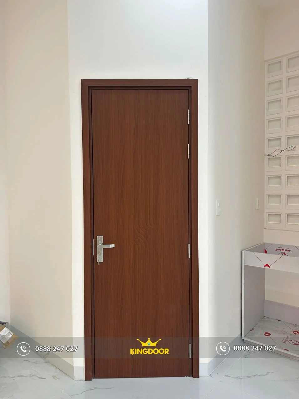 cua-nhua-composite-tai-tay-ninh