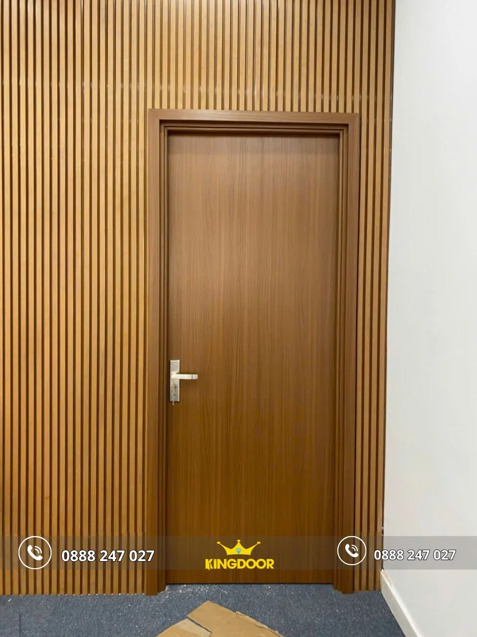 cua-nhua-composite-tai-phuong-tan-hung