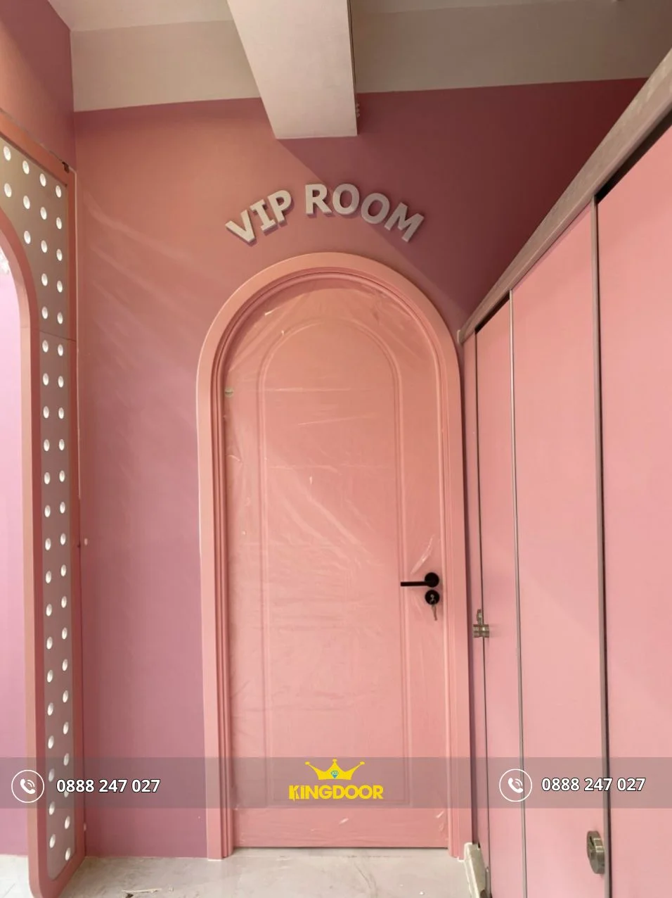 cua-vom-nhua-composite-tai-phuong-sai-gon