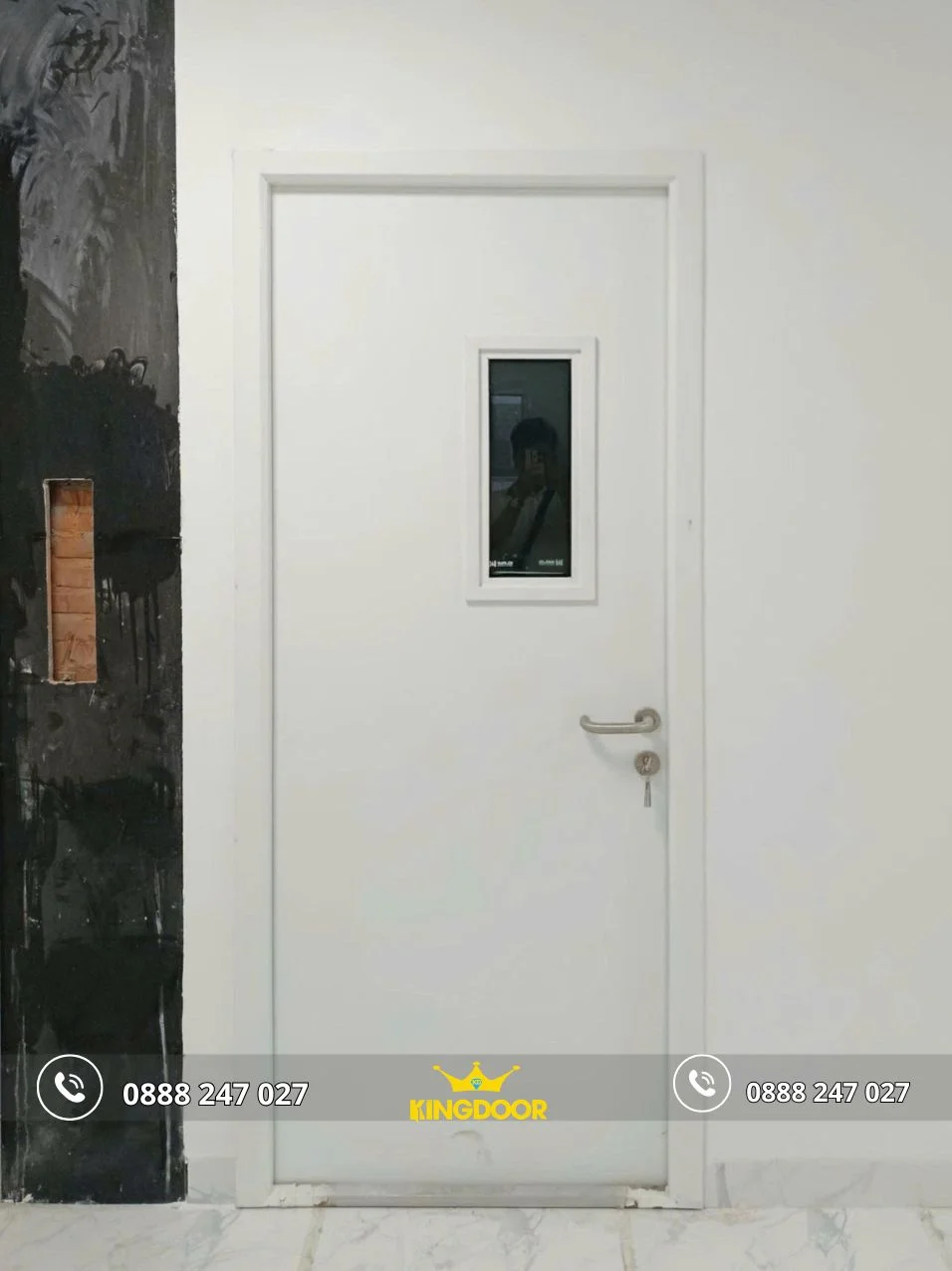 gia-cua-thep-chong-chay-tai-phu-nhuan