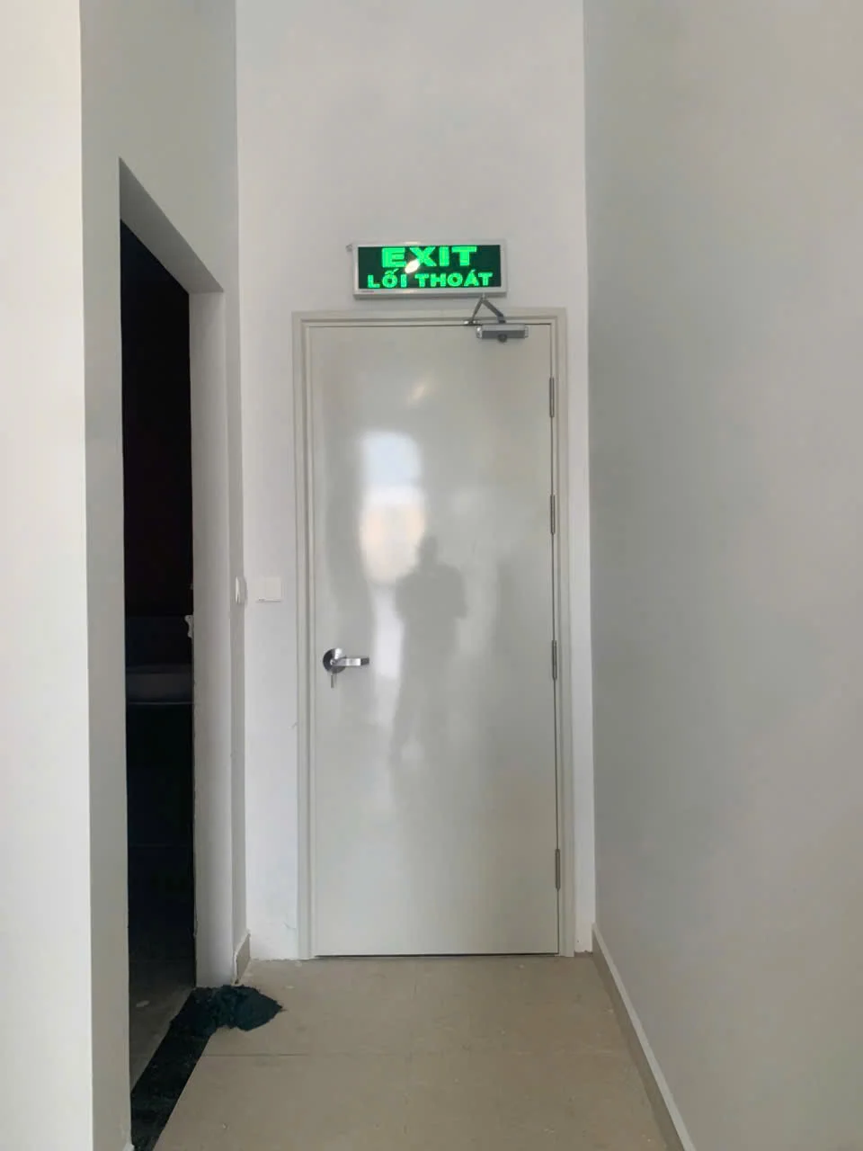 cua-thep-chong-chay-tai-phuong-ban-co